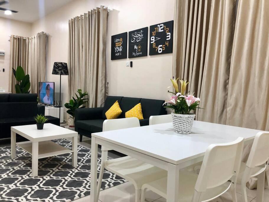 Rumahku Homestay, Taman Jasin Perdana Εξωτερικό φωτογραφία