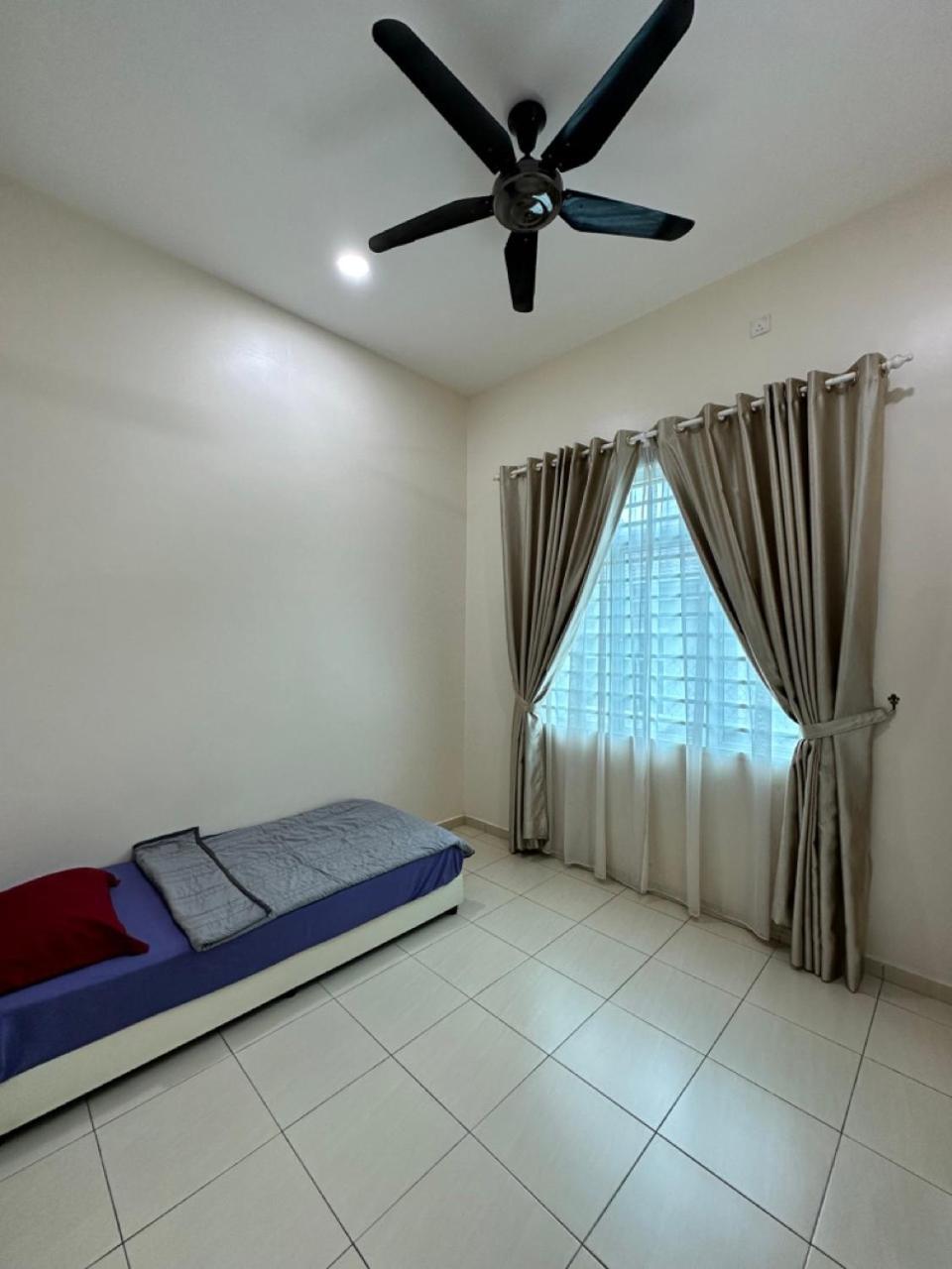 Rumahku Homestay, Taman Jasin Perdana Εξωτερικό φωτογραφία
